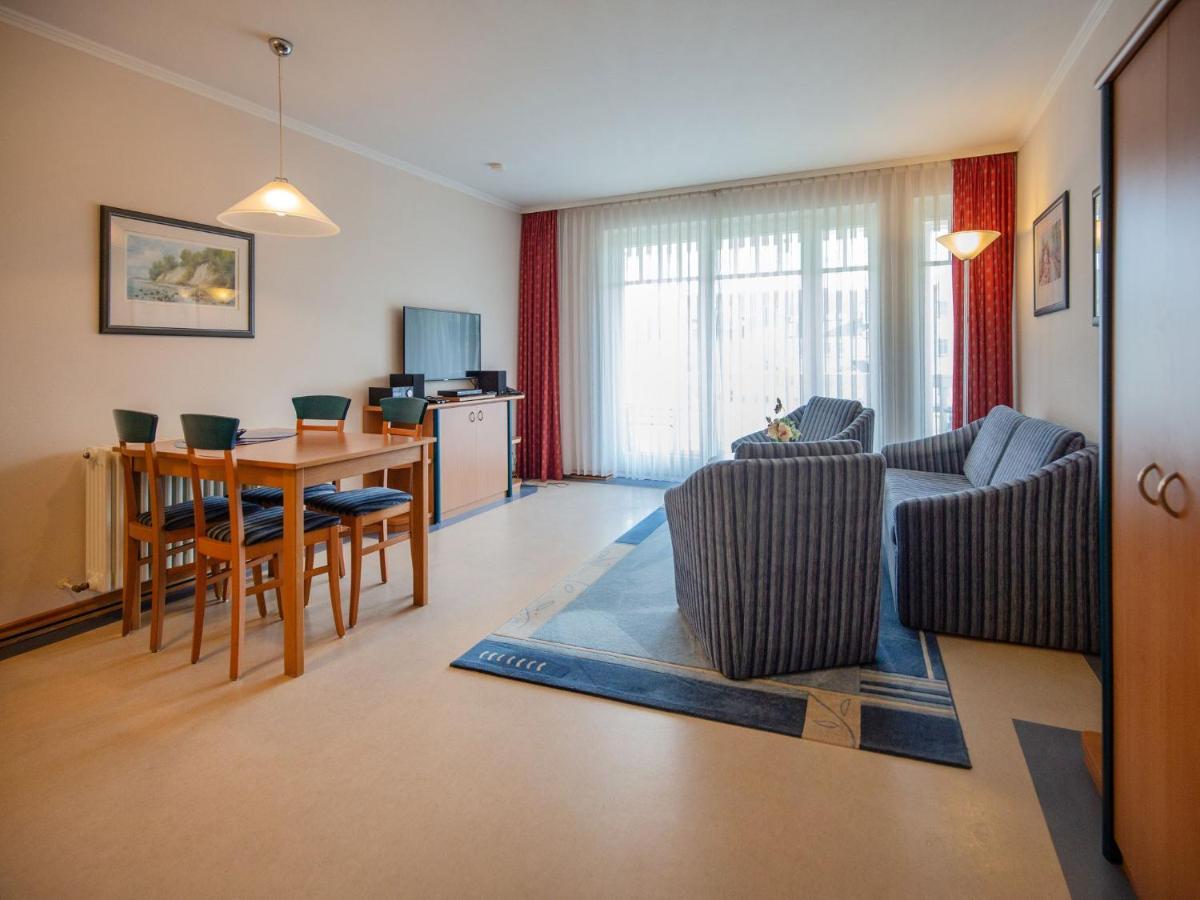 Duenenpark Binz - Klassik Ferienwohnung Mit 1 Schlafzimmer Und Balkon Im Obergeschoss 018 Exterior photo